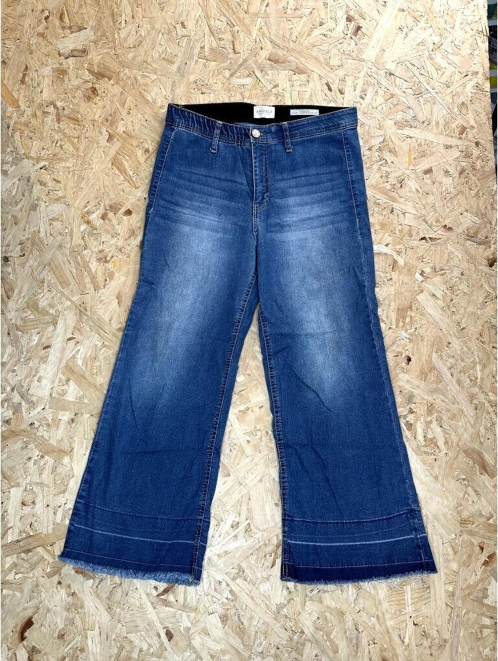Angels Forever Young Everflex Sculpt Cropped Wide Leg Jeans Womens Size 10/30